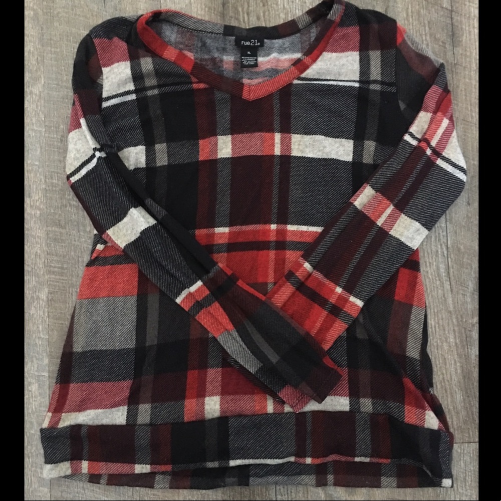 Rue21 long sleeve shirt XL